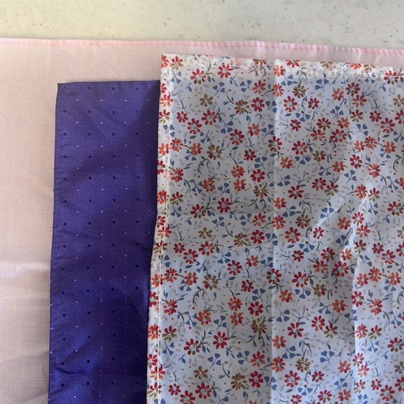 Set of 5 Handkerchiefs - Picture 3 of 5